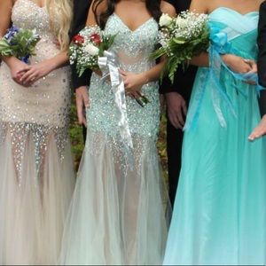 Prom dress
